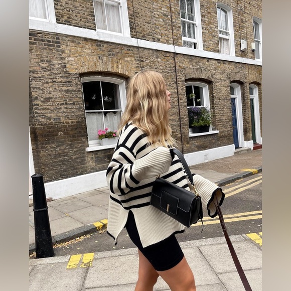 TOTEME Striped wool-blend turtleneck sweater- beige - Picture 7 of 12